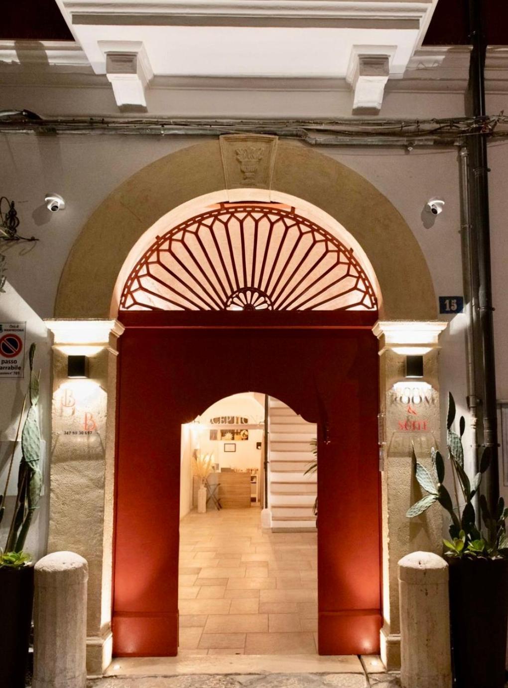 Centro Storico Rooms & Suites Manfredonia Bagian luar foto