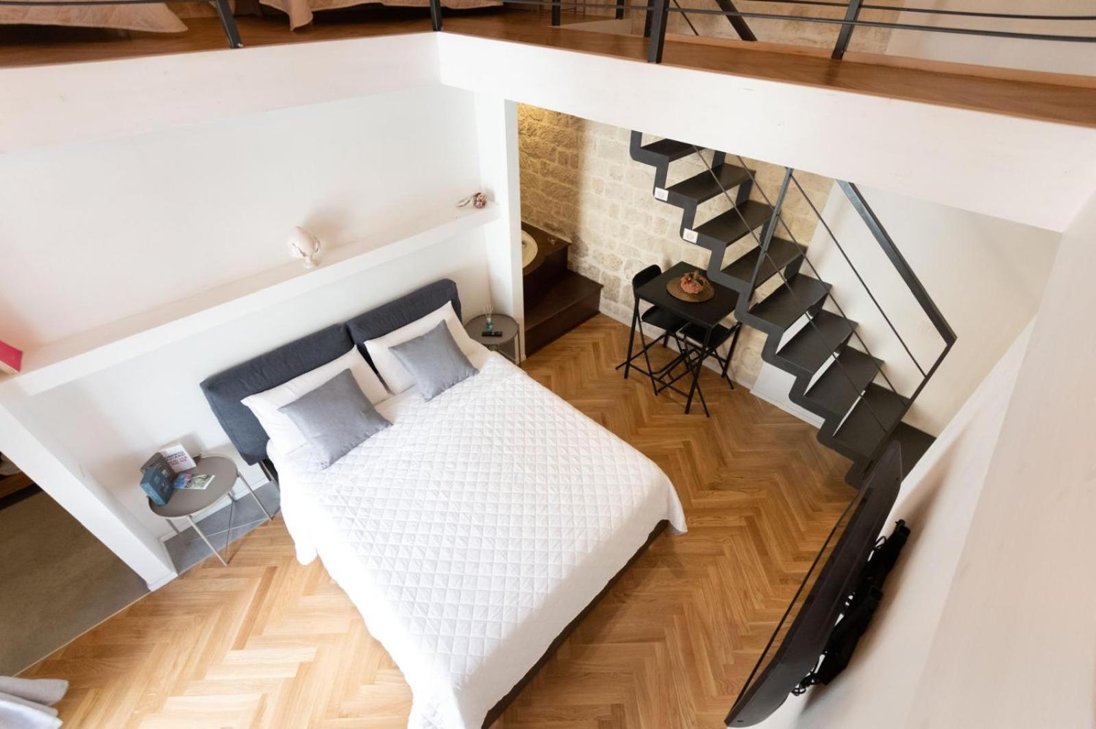 Centro Storico Rooms & Suites Manfredonia Bagian luar foto