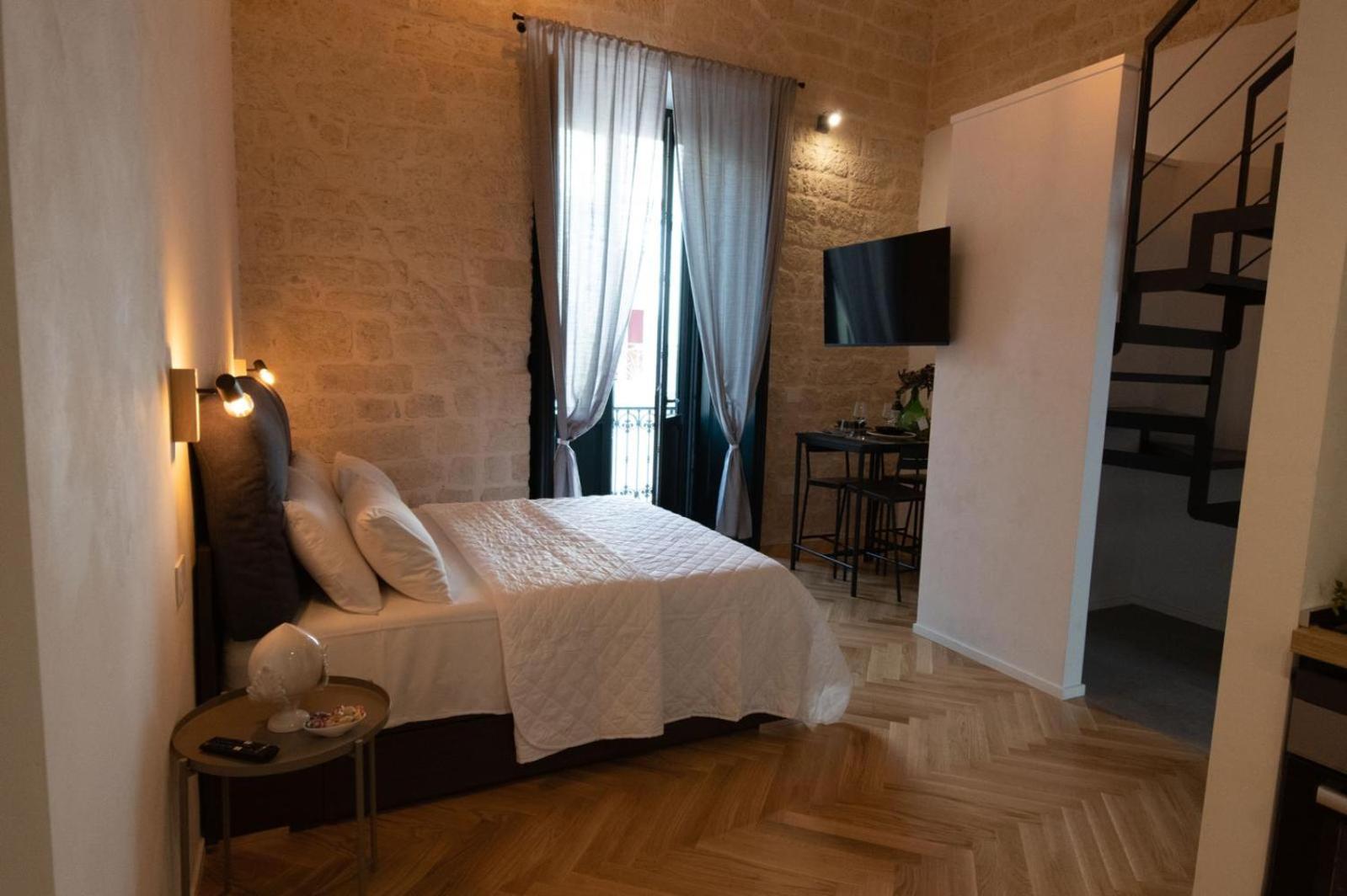Centro Storico Rooms & Suites Manfredonia Bagian luar foto